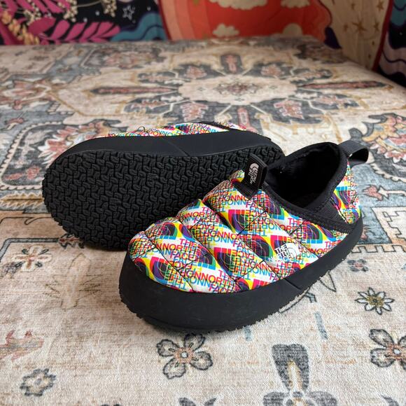 The North Face Kids 3D Thermoball Traction Slipeprws Slip On Shoes Size 13 - Picture 2 of 13